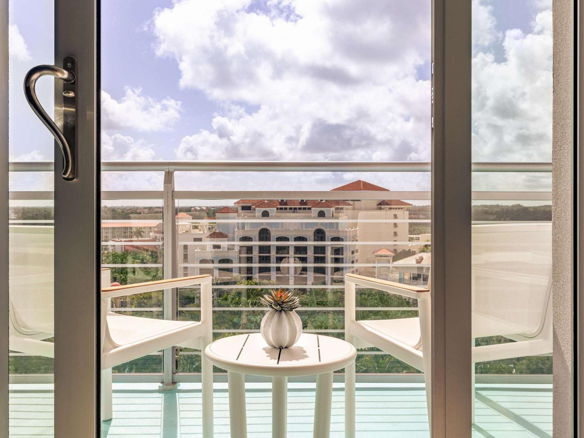Sls At Baha Mar Hotel Nassau Eksteriør billede